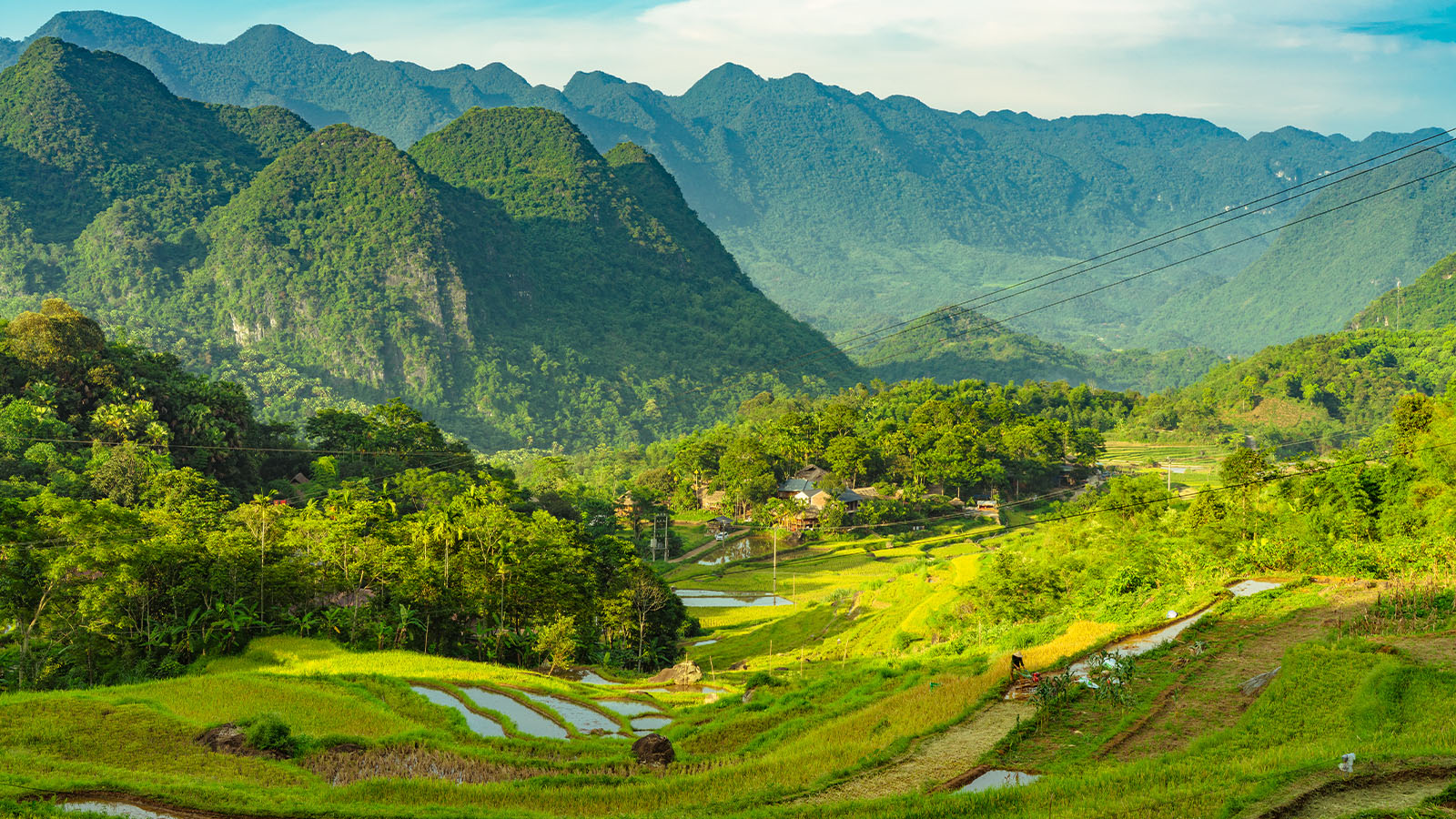  Vietnam-Off-the-Beaten-Track-Tours