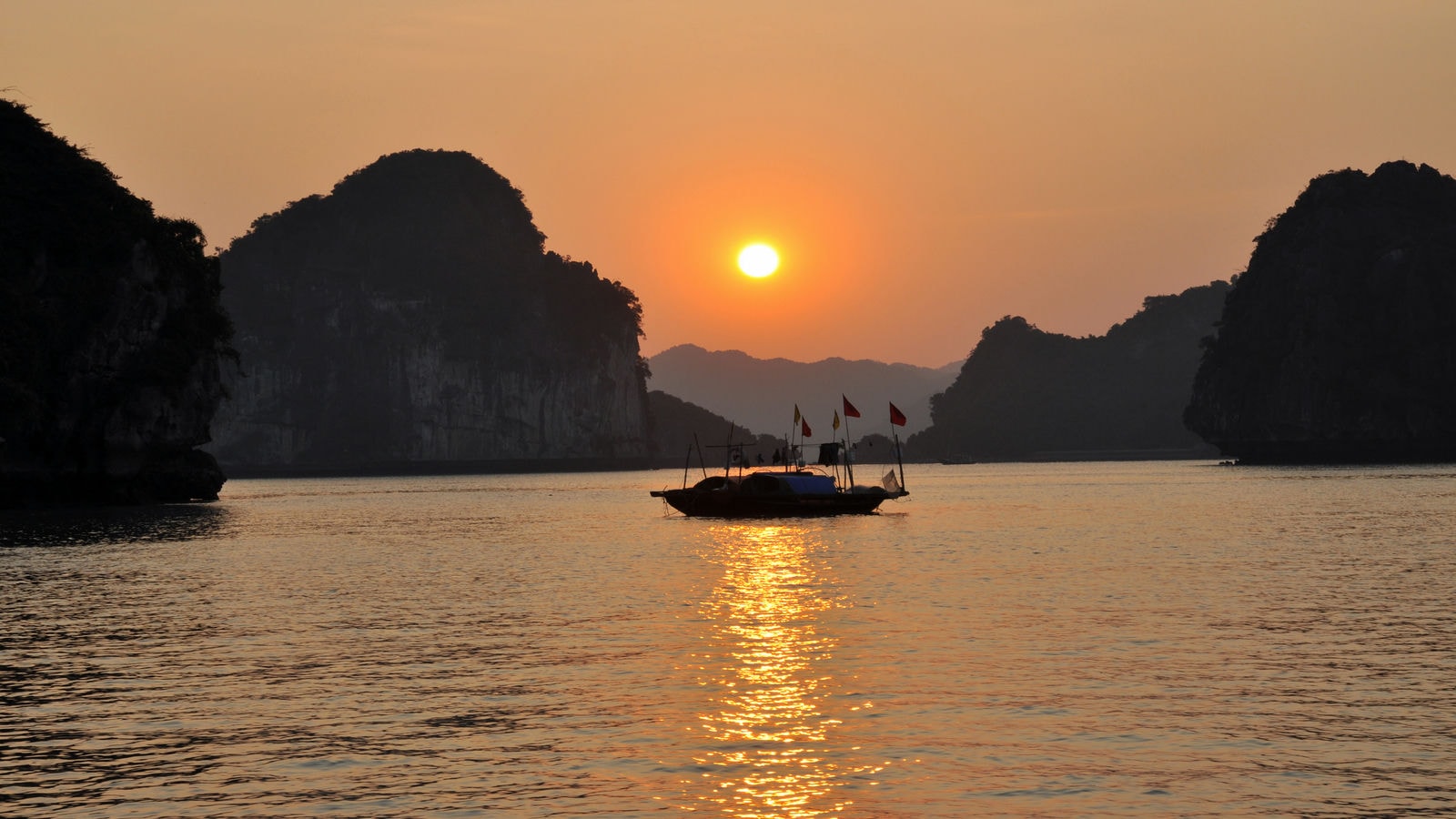 Baie-Ha-Long