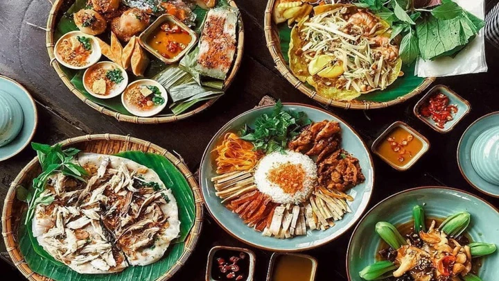 Vietnam-cuisine-populaire-hue