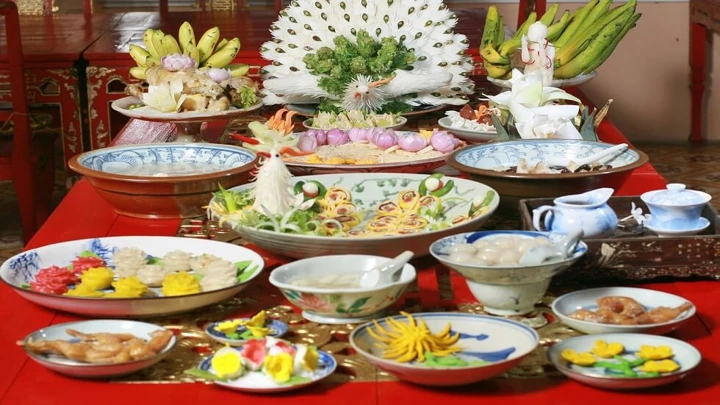 Vietnam-cuisine-royale-hue