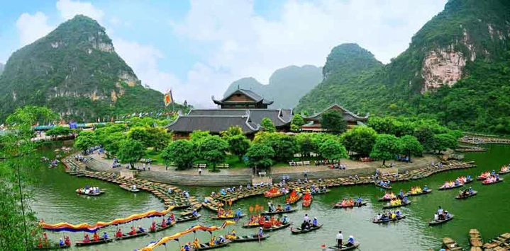 Ninh-Binh-Vietnam