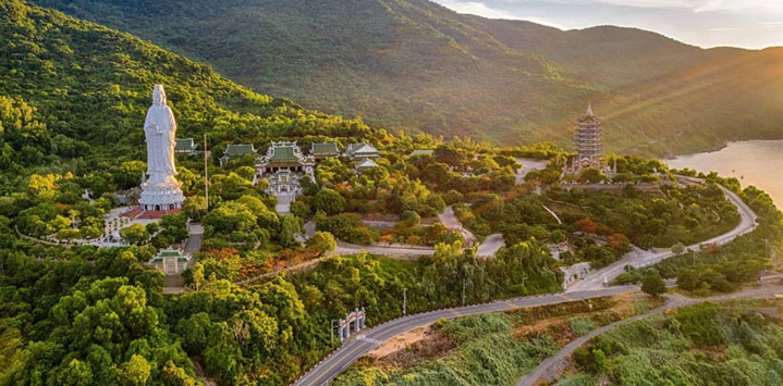 Excursion-a-la-pagode-de-Linh-Ung
