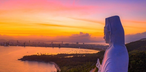 la-pagode-de-linh-ung