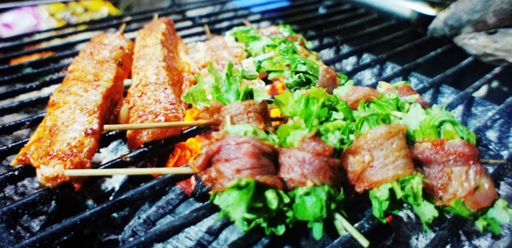 Cuisine-de-rue-a-Sapa