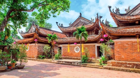 la-pagode-de-louest-a-hanoi