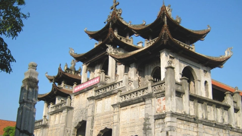 la-cathedrale-en-pierre-de-phat-diem