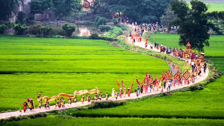 Spectacle-a-Ninh-Binh
