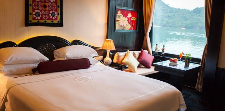 Dragon-Pearl-Cruise-Bai-Tu-Long