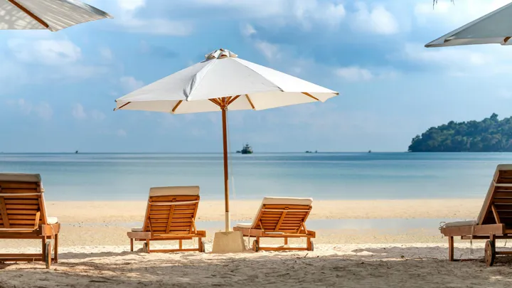 Voyage-de-noce-à la plage-au-Vietnam